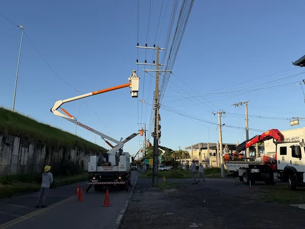 Cersul realiza melhoria na rede elétrica para atender escola
